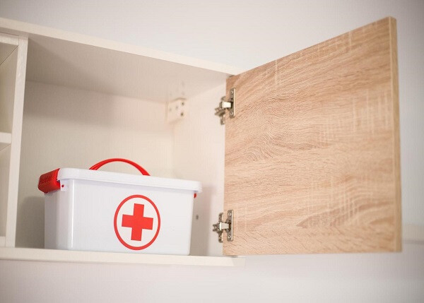 [Mant.Field.Icon NF]  EQUIPA TU BOTIQUIN OBLIGATORIO