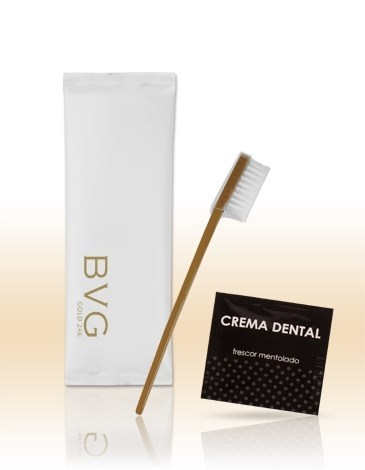 CEPILLO DENTAL + SOBRE CREMA DENTAL