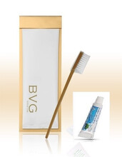ESCOVA  DENTAL + TUBO DENTAL LEA COM EMBALAGEM  EMBELECEDORA   DOURADO