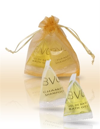 KIT SOBRE GEL Y CHAMPU TRIANGULAR 15.ML ACEITE LIQUIDO DE ARGAN,SOJA Y JOJOBA