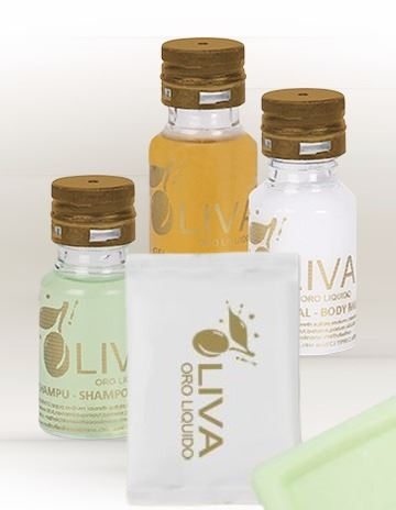 SET DE 3 BOTELLAS D'OLIVE 25 M.L.( GEL, CHAMPU Y BODY MILK )  CON PASTILLA DE JABON 15 GR. (1)