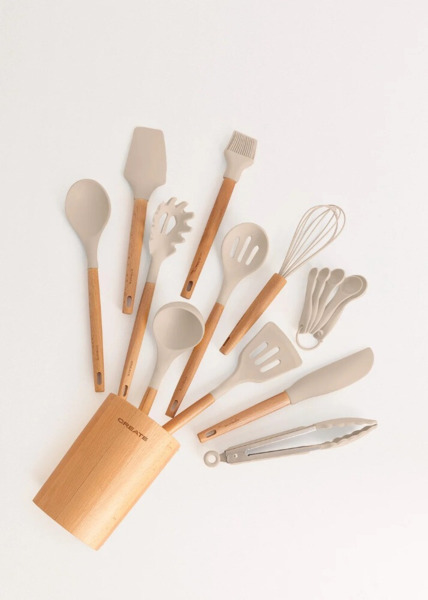 SET DE UTENSILIOS COMPLETO DE COCINA DE SILICONA Y MADERA DE ALTA CALIDAD (1)