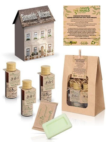 SET HIGIENE BIORGANICAL EN CASA DE CARTON CON BOLSA PAPEL KRAFT