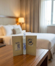 SPRAY SOLUCION HIDROALCOHOLICA PARA UNA PERFECTA HIGIENE SIN AGUA 10 ML.