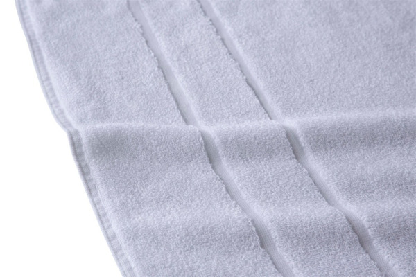 TOALLA LAVABO SUAVE, 2 RAYAS, 500gr/m2, ALGODON 100%, MEDIDAS 50x100cm. (2)